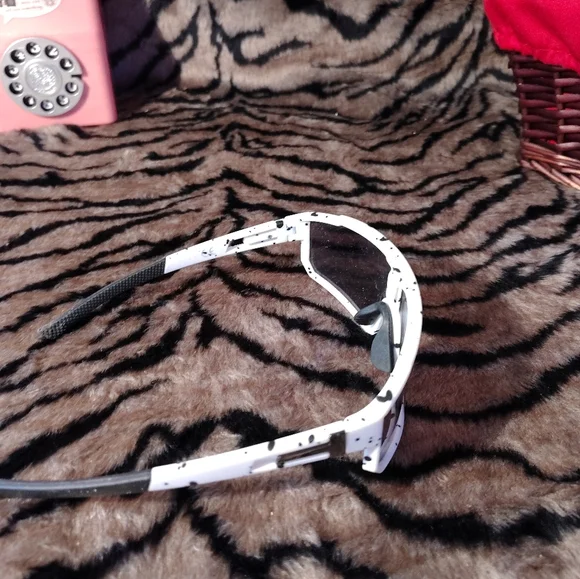 White and Blue Speckled Sunglasses - Picture 2 of 6